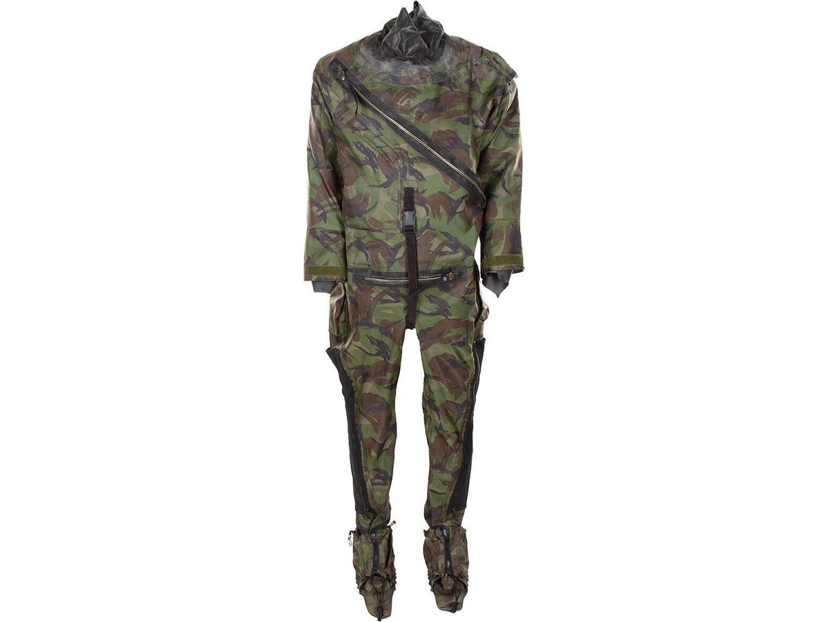 Original British Army GB Survival Suit DPM IMMERSION With Cracks Used