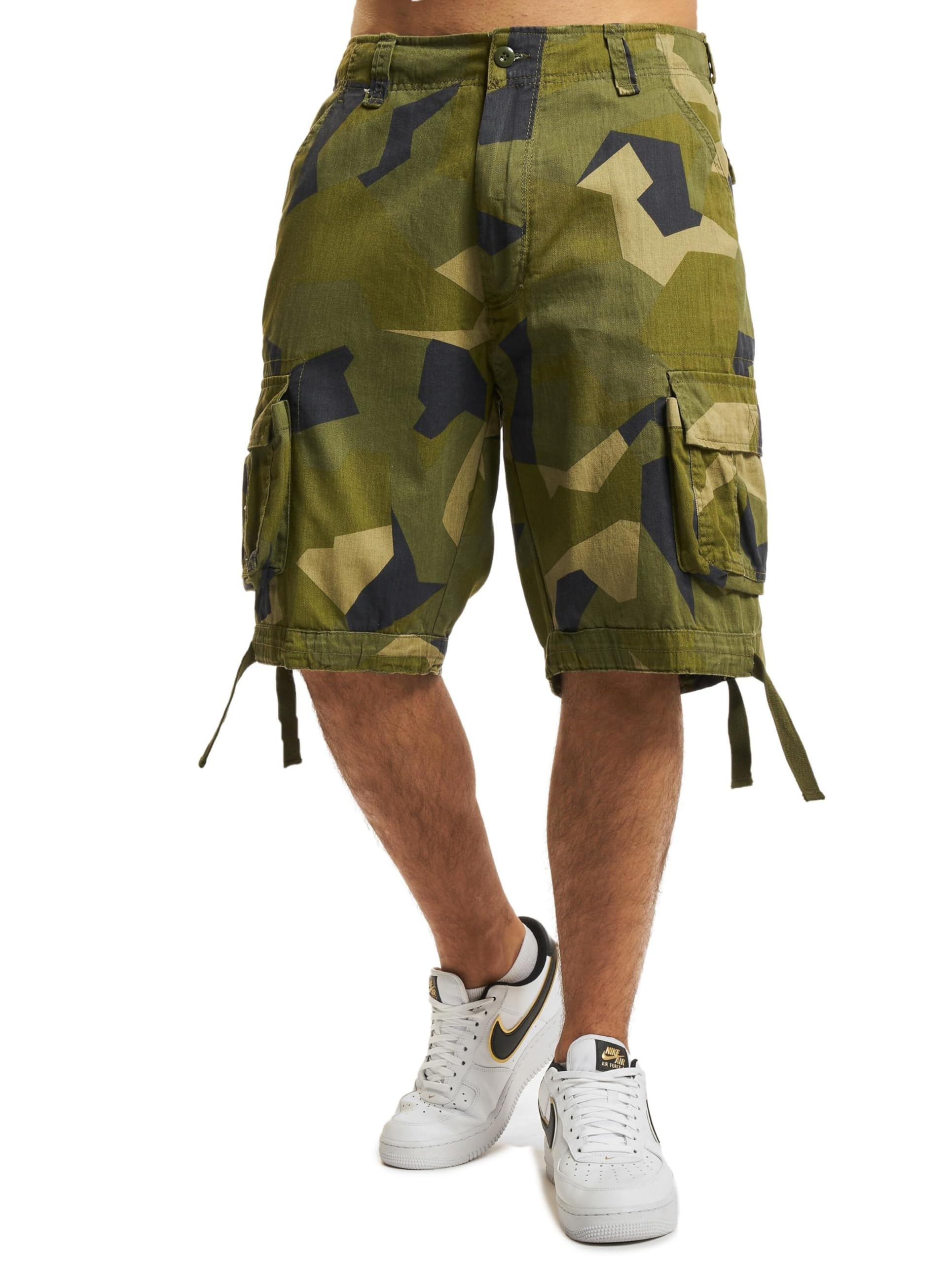 Brandit Men’s Urban Legend Cargo Shorts Swedish Camo – Vintage Army Shorts M
