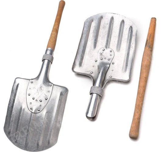 Original Swiss Army Alu Snow Shovel Divided – Used