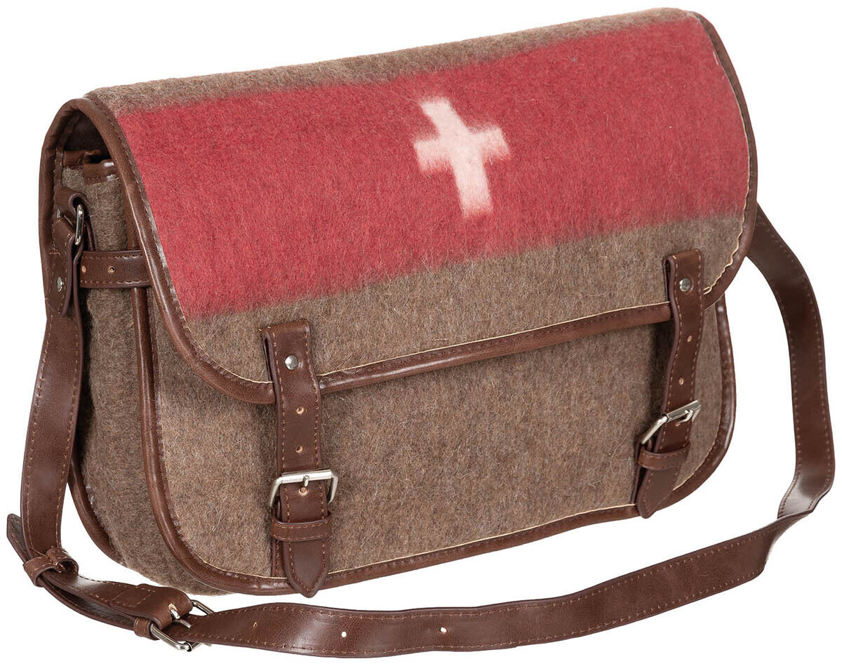 Pure Trash Ch Shoulder Bag with Shoulder Strap