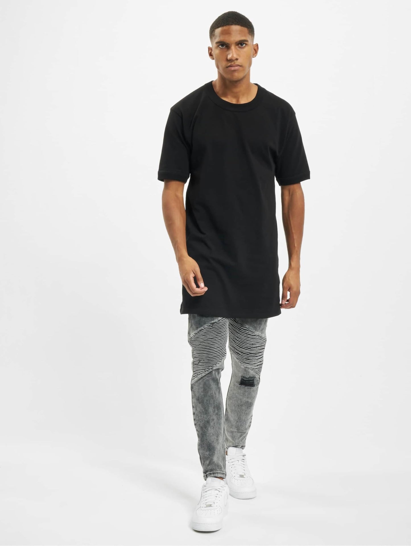 Brandit Men’s BW T-Shirt – Black Casual Crew Neck Short Sleeve Tee, Size 4