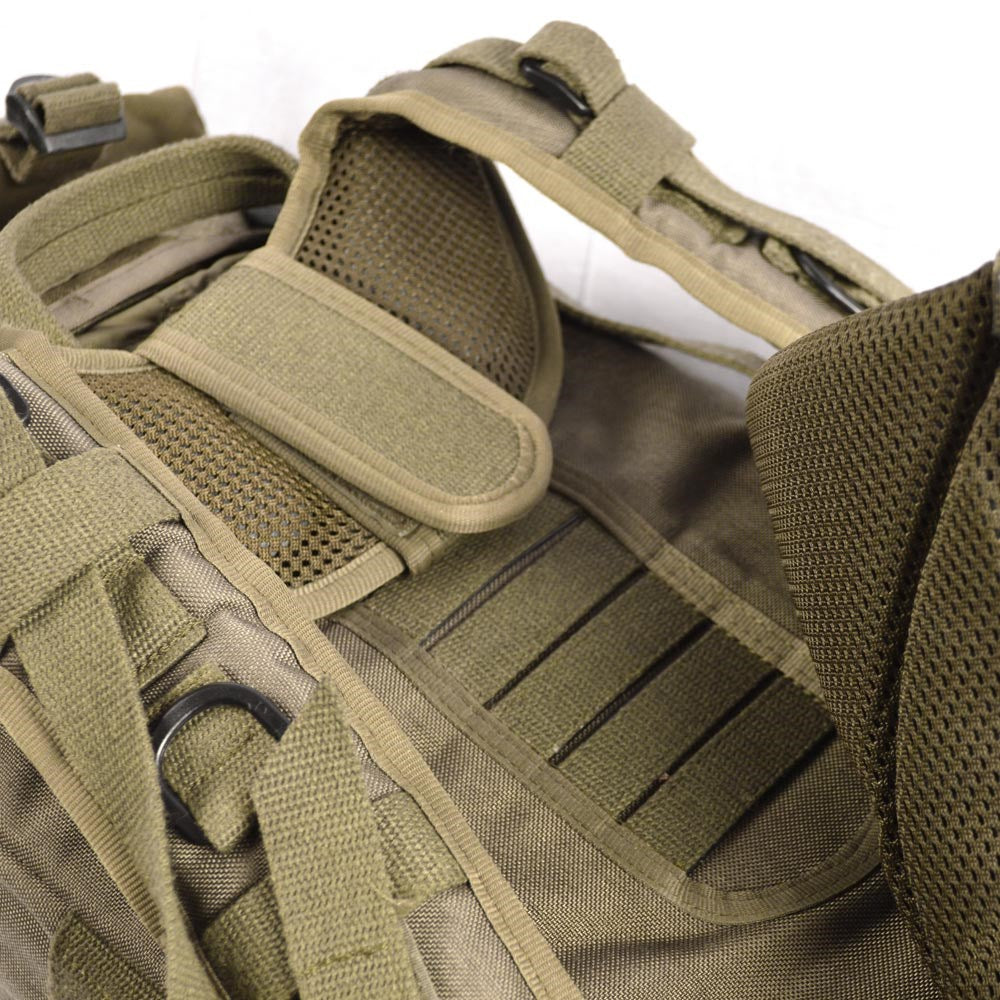 Original Austrian Army Backpack with Carrying System Green – Used