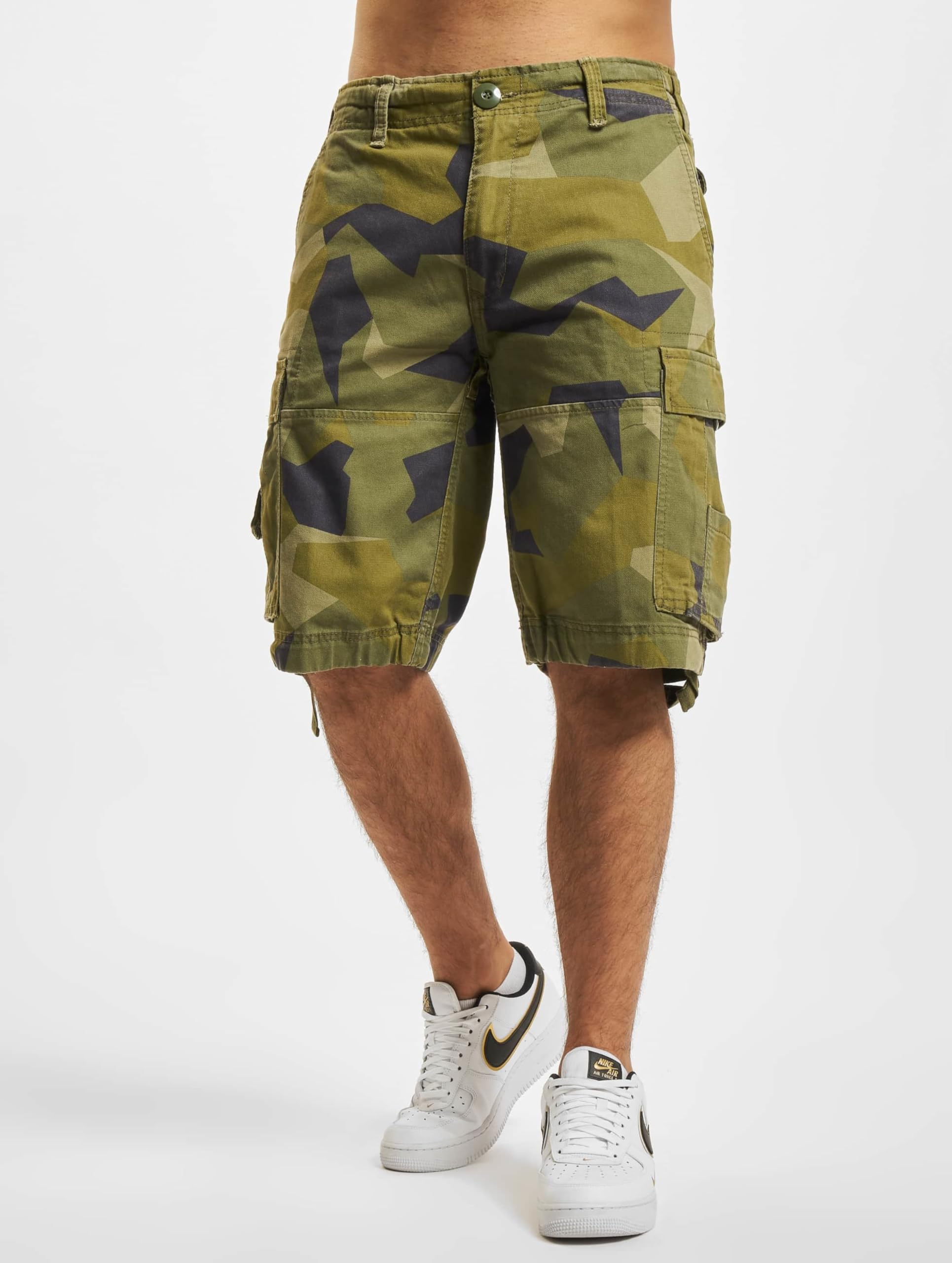 Brandit Vintage Cargo Army Shorts Swedish Camo 5XL – Men’s Military Shorts