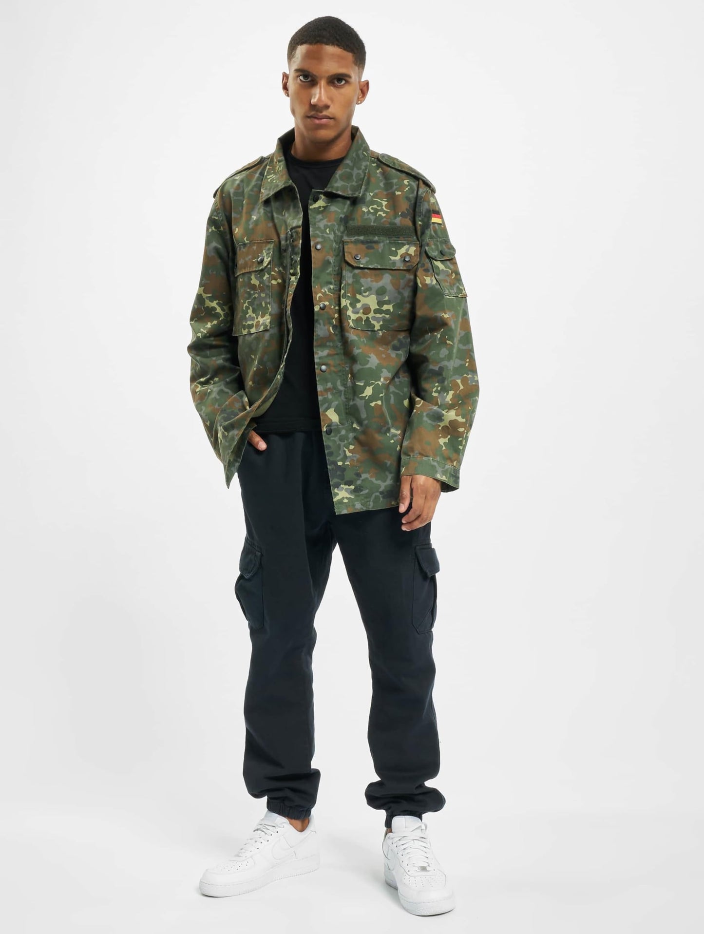 Brandit Men’s BW Field Tunic Flecktarn XL – Military Style Lightweight Jacket