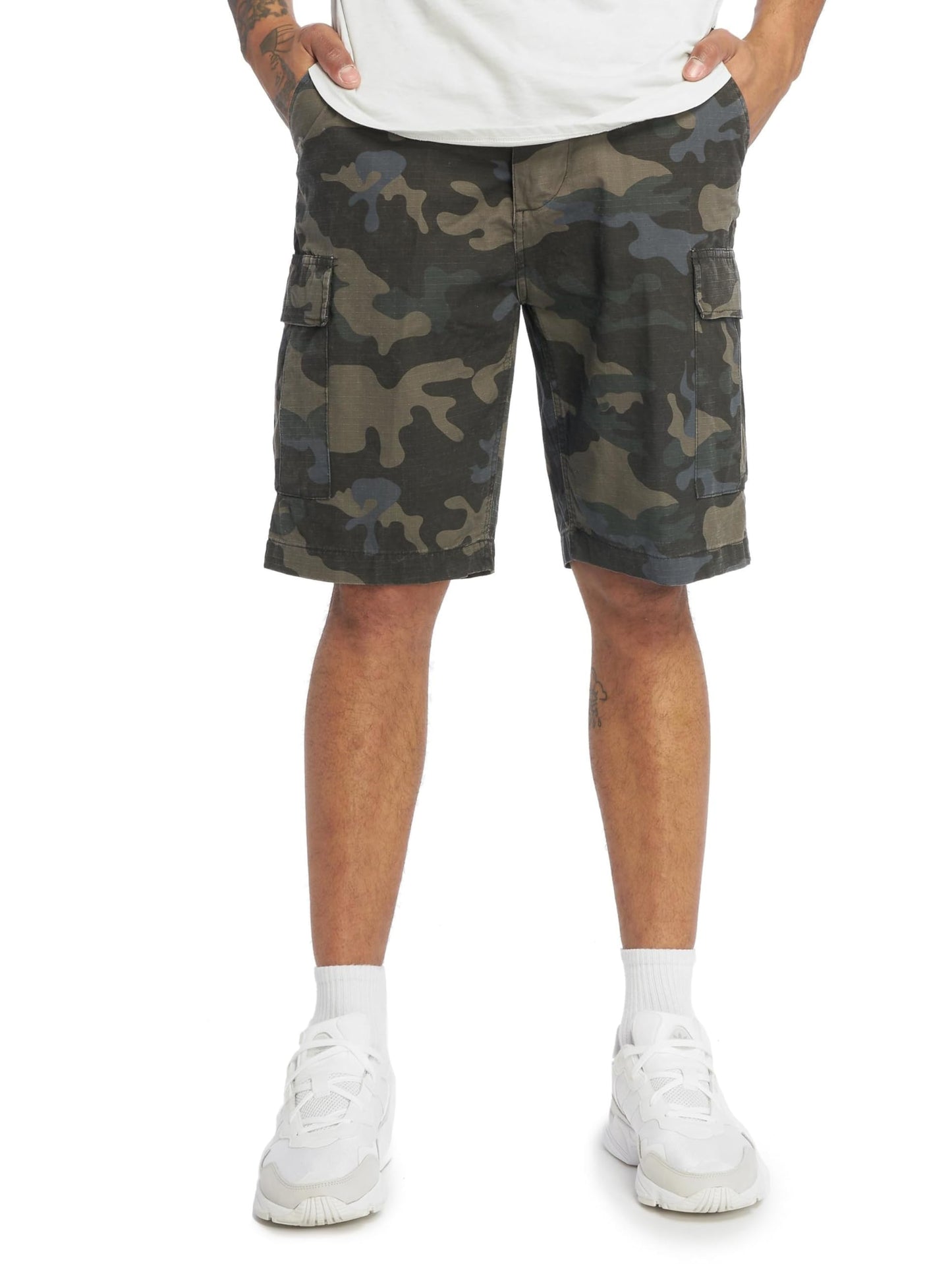 Brandit Men’s BDU Shorts Woodland – Vintage Military Cargo Shorts