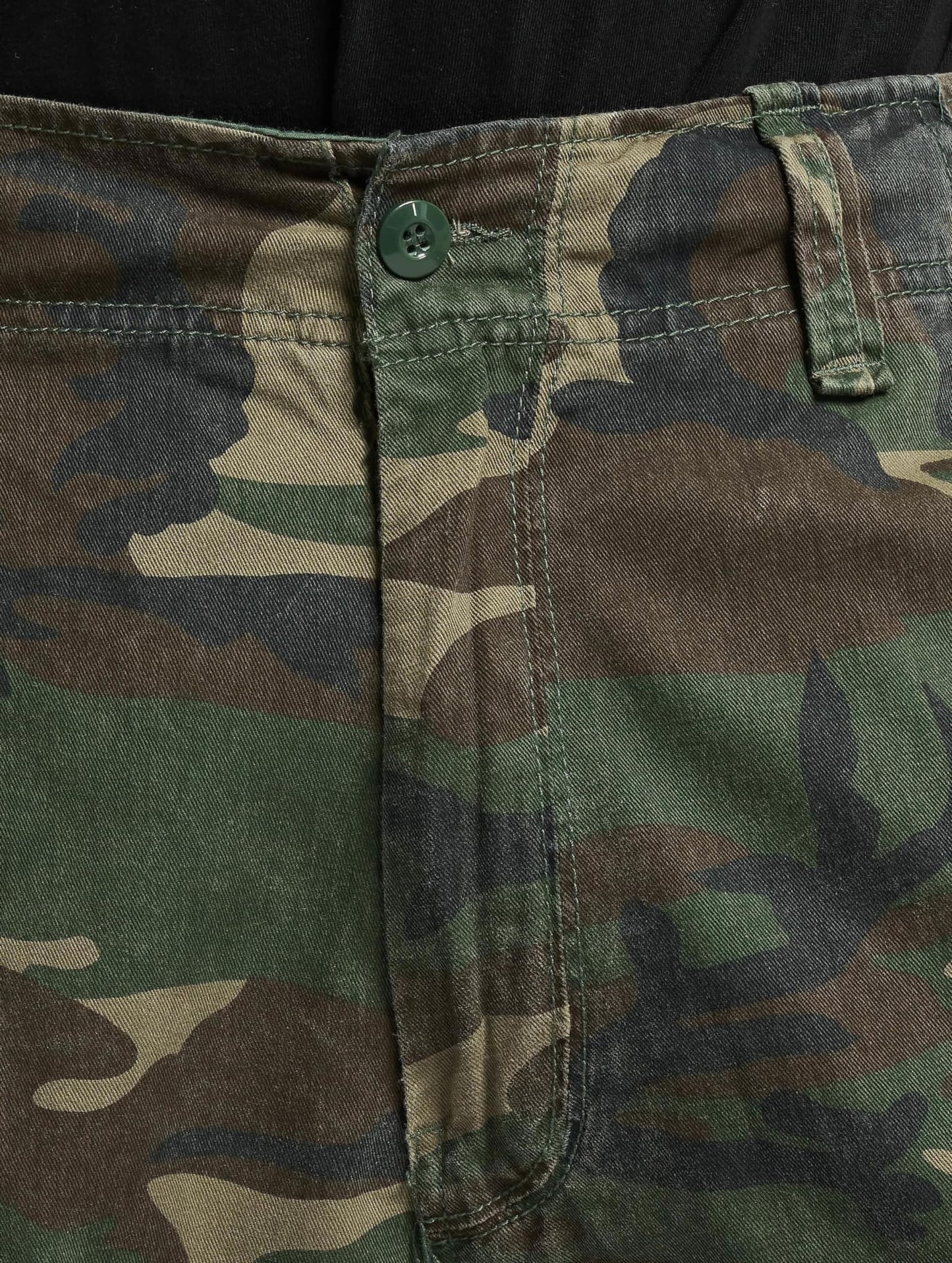 Brandit Men’s Urban Legend Shorts Woodland – Vintage Military Cargo Shorts 7XL