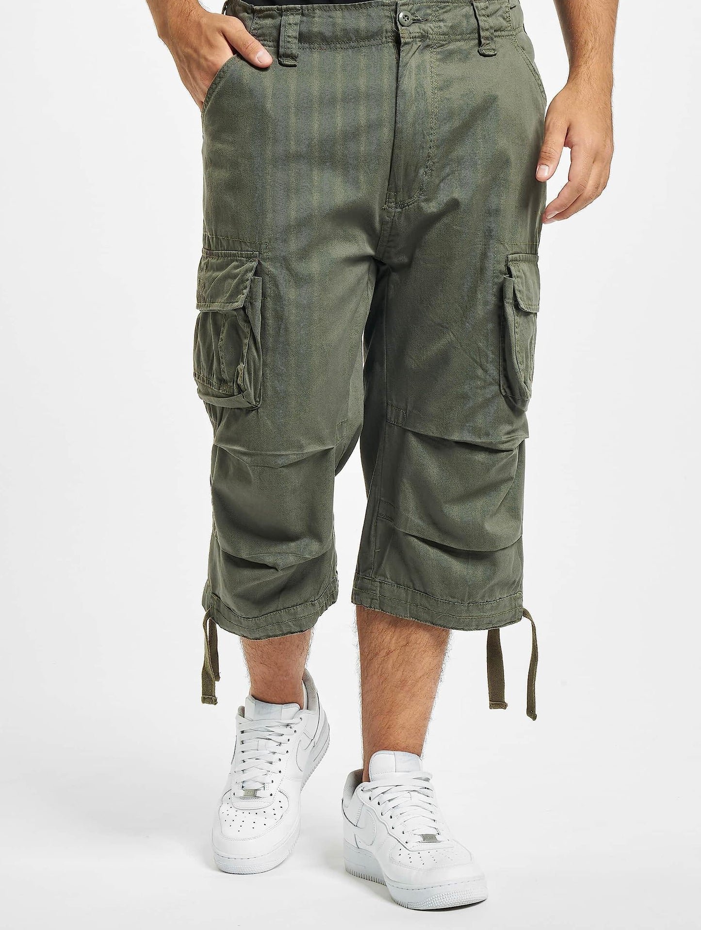 Brandit Men’s Urban Legend 3/4 Shorts Olive – Vintage Military Cargo Shorts