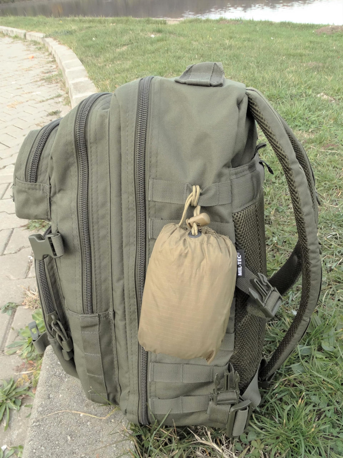 Mil-Tec GER. Rucksack Cover Up To 130L Coyote