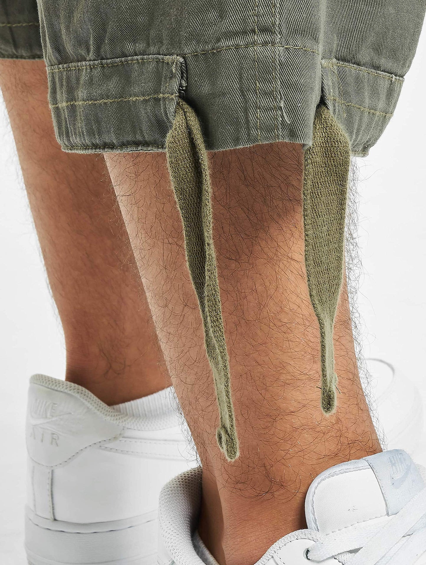 Brandit Men’s Urban Legend 3/4 Shorts Olive – Vintage Military Cargo Shorts
