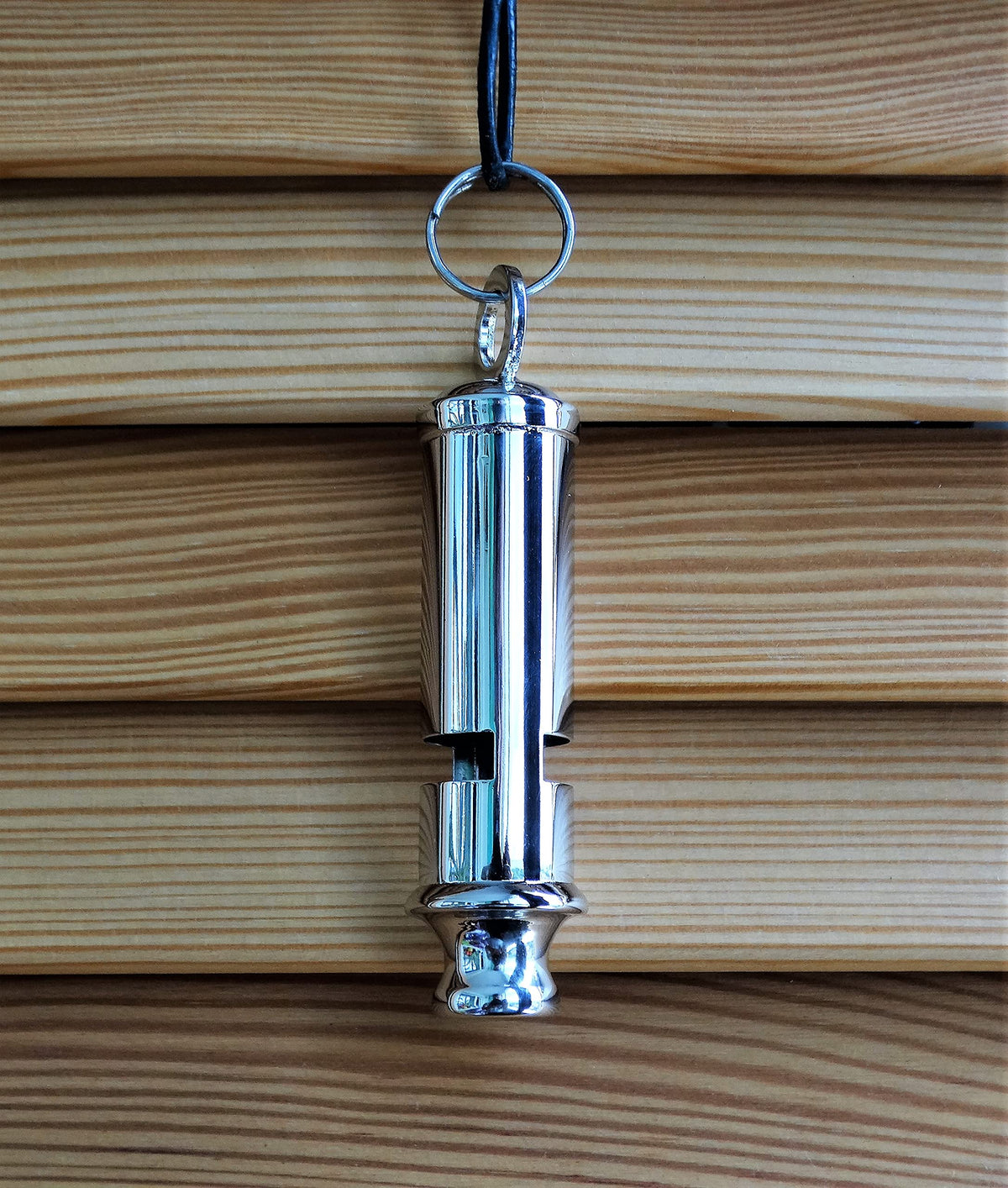 Mil-Tec Bobby Nickel-plated Whistle