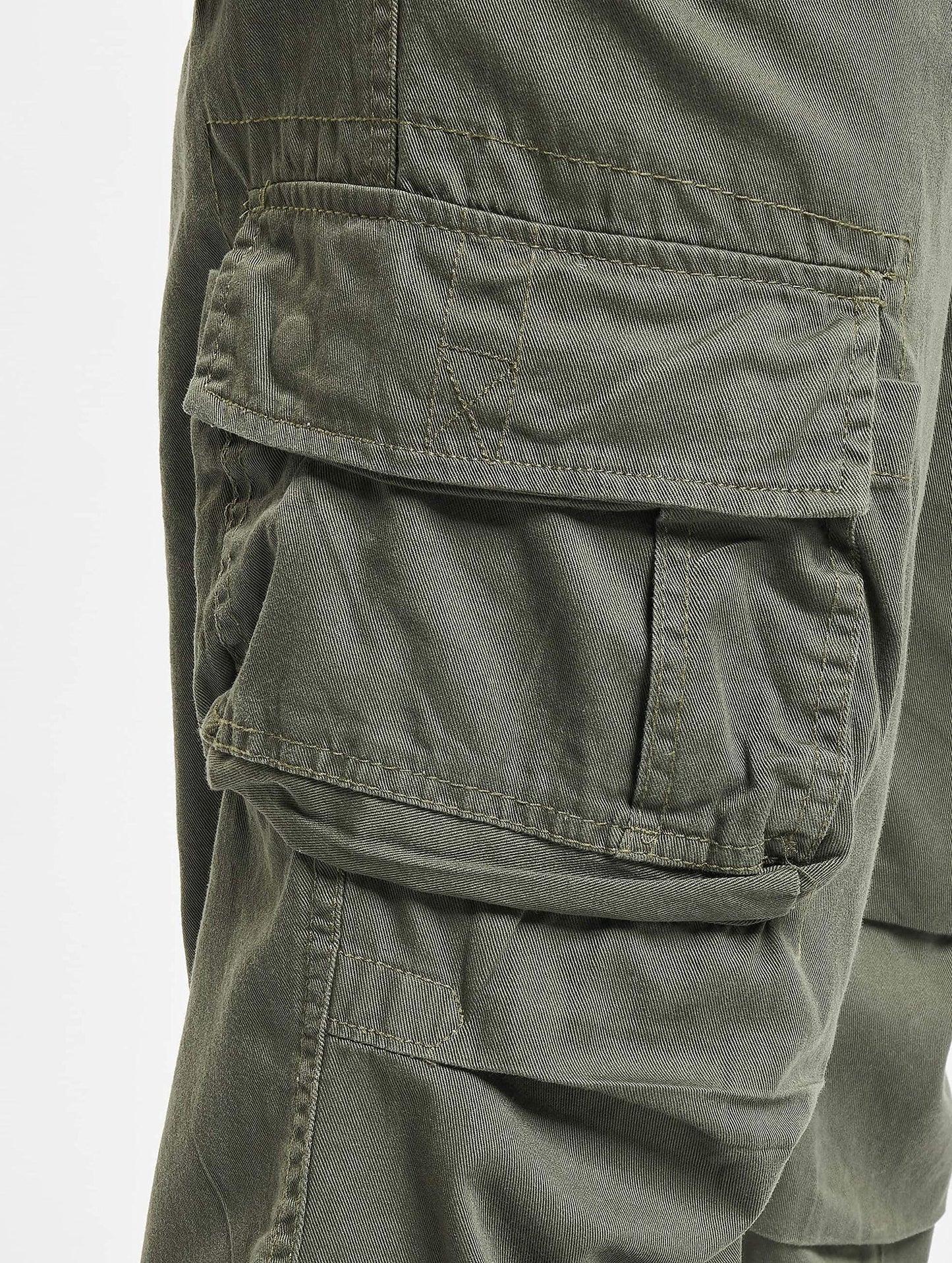 Brandit Men’s Urban Legend 3/4 Shorts Olive – Vintage Military Cargo Shorts