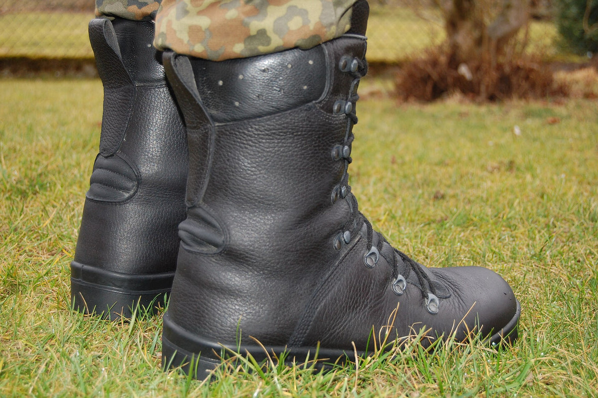 Original German Army Combat Boots Model 2007 Original Black – Like New