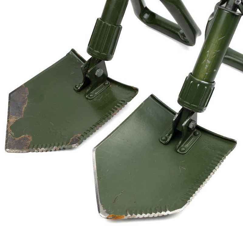 Original German Army Trifold Shovel Without Cover – Used