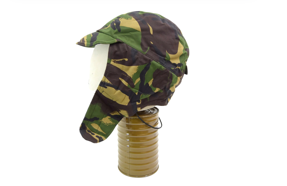 Original British Army Winter Cap Cold Weather Camo Goretex DPM – Used