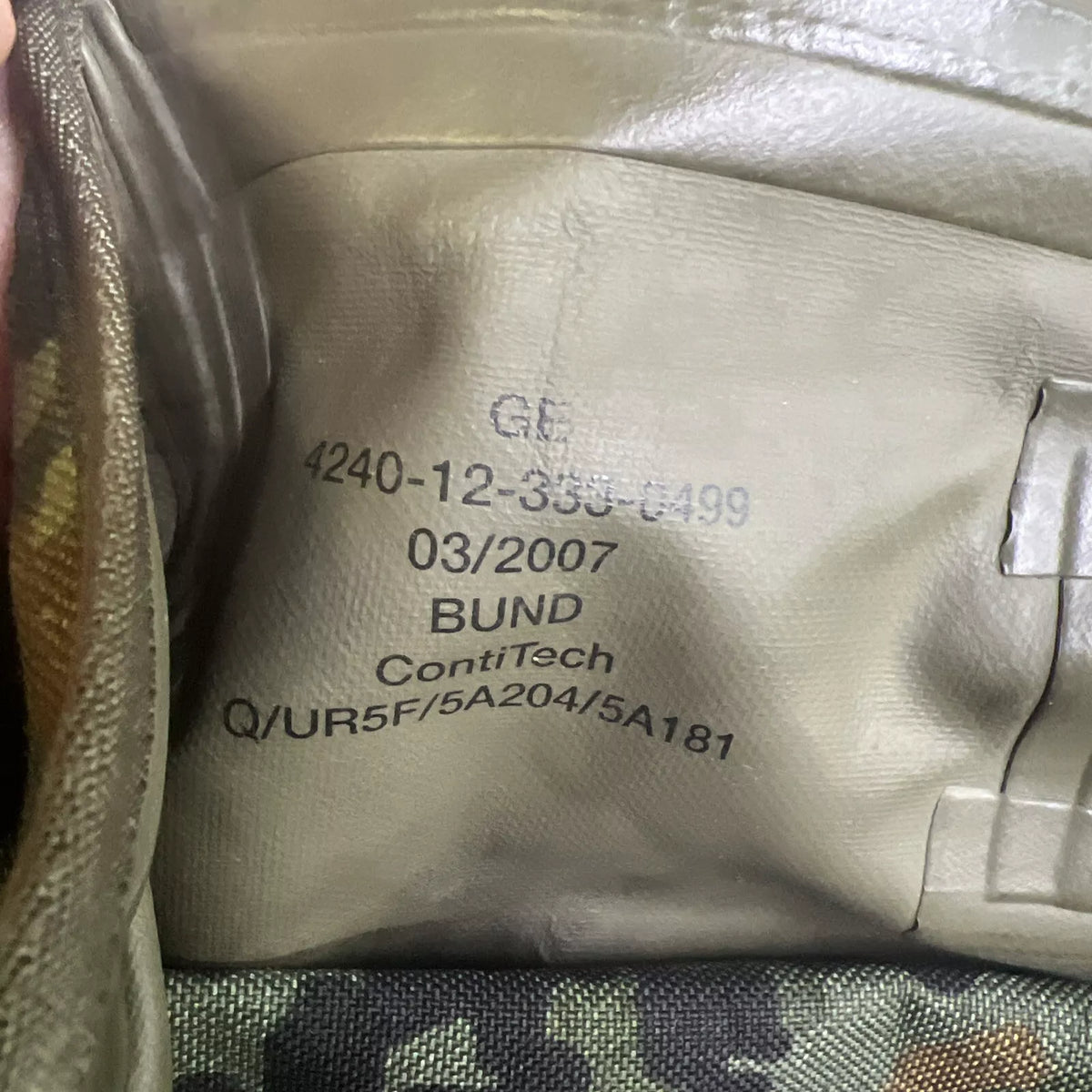 Original German Army Germ.flectar Prot.mask Bag with Strap L.N. – Used