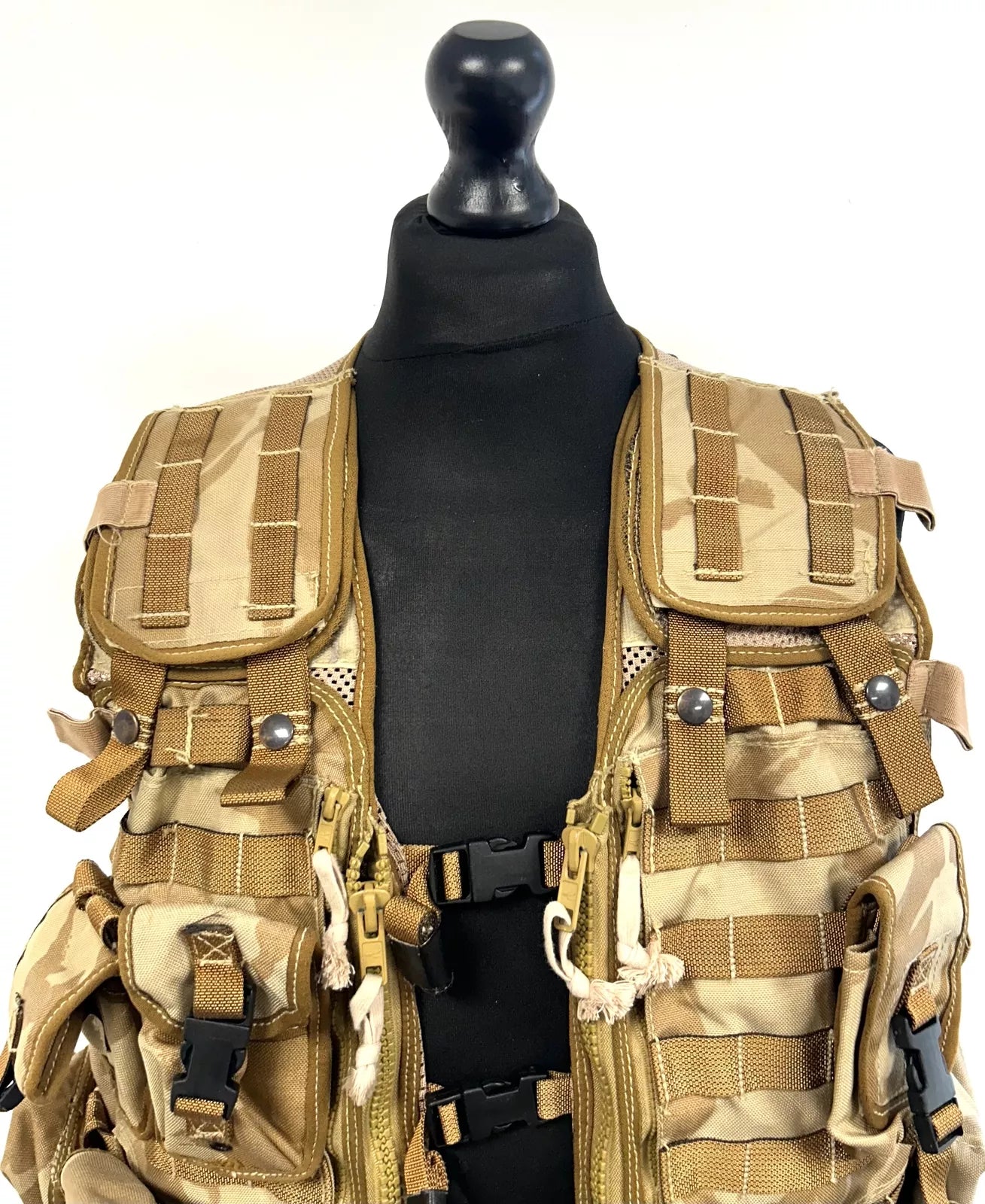 Original British Army Vest Tactical Desert Camo DPM – Used