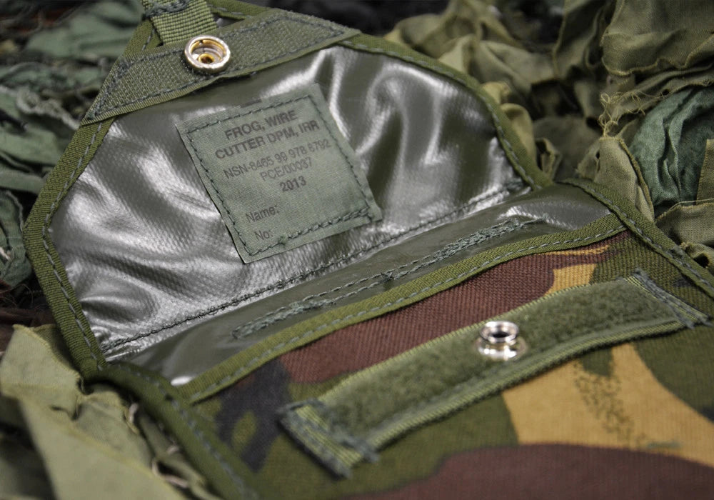 Original British Army Pouch for Wire Cutter Camo DPM – Used